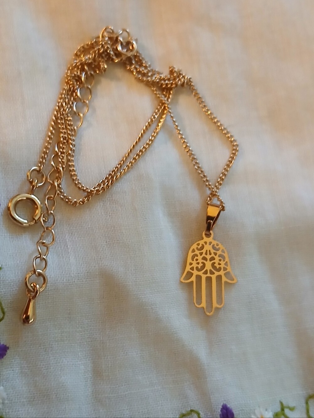 Hamsa Pendant Necklace NWOT